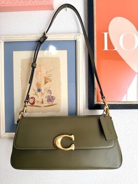 Coach Jet Shoulder Bag in Olive